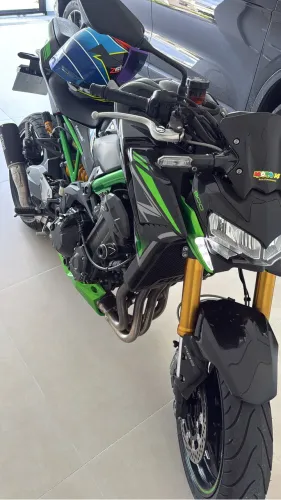 Kawasaki Z900 R Edition