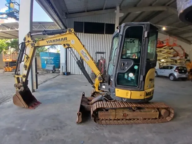Mini Escavadeira Yanmar Vio30 Cabinada Fechada 2018