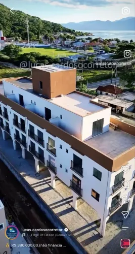 Cobertura com vista para o mar !