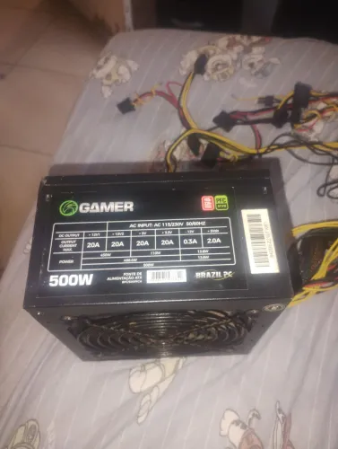 FONTE GAMER 550W FUNCIONANDO (ACEITO NEGOCIAR)