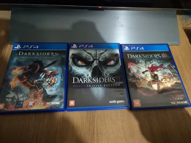Darksiders 1, 2 e 3 PS4 - mídia física