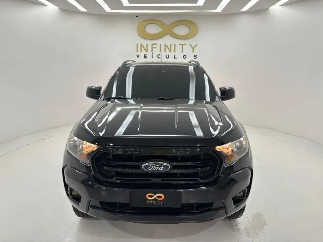Ford Ranger Black 2.2 4X2 CD Diesel AUT 2023