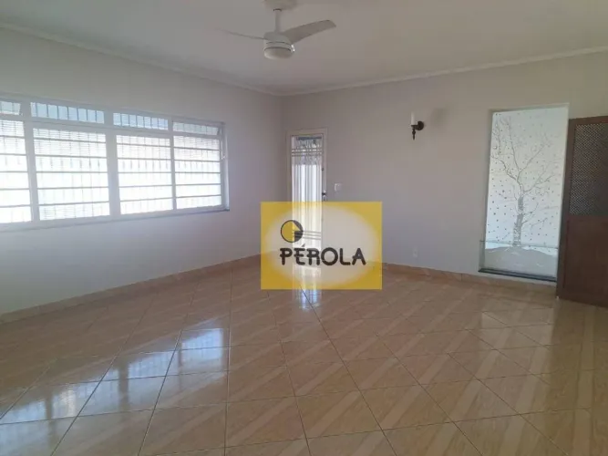 Casa a venda no Jd. Leonor (Documentada) só 610 Mil