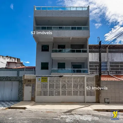 Apartamento com 2 quartos e varanda na Cidade dos Funcionários
