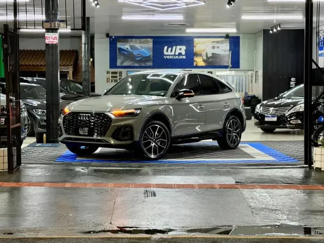 Audi Q5 Spb. S-line Black 2.0 TFSI Qua.s-tron 2022