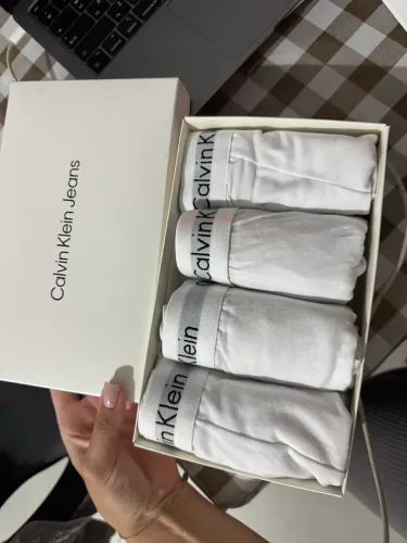Cuecas novas Calvin Klein