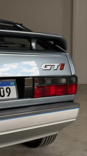 Volkswagen Gol Geração I GTI 2.0 8V 120cv Gasolina Mec. 2P 1992