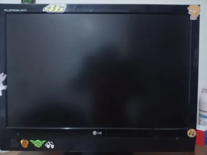 Monitor de 22 polegadas