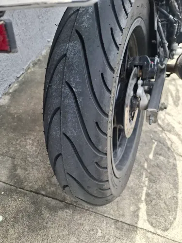 PNEU PARA MOTO, TRASEIRO RUNNER 140/70 r17 