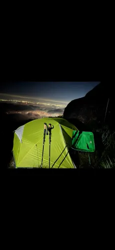 Kit camping cm barraca 6 mil mm , bastões de trekking e colchão de casal..