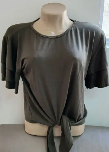Blusa em no