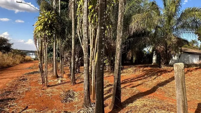 Uma gleba de terras no Bairro Chácaras Boa Vista