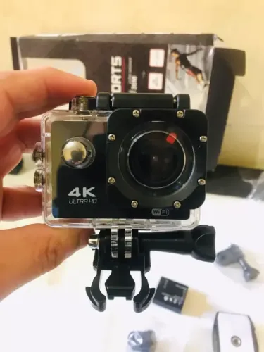 Câmera de ação 4K Ultra HD WiFi 30 metros à prova d'água com controle remoto Estilo GO PRO