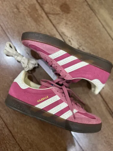 Tênis adidas gazelle 38