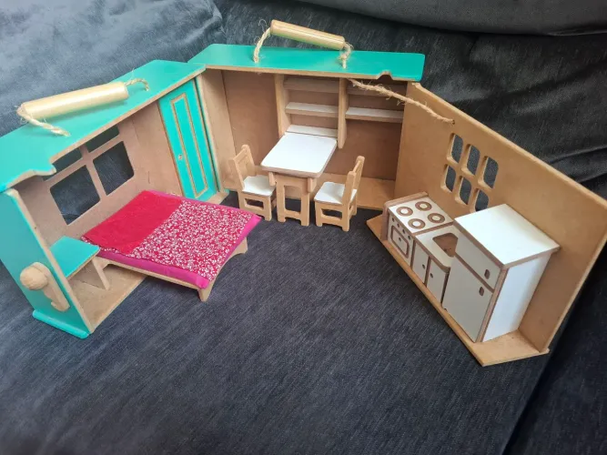 Casinha de boneca