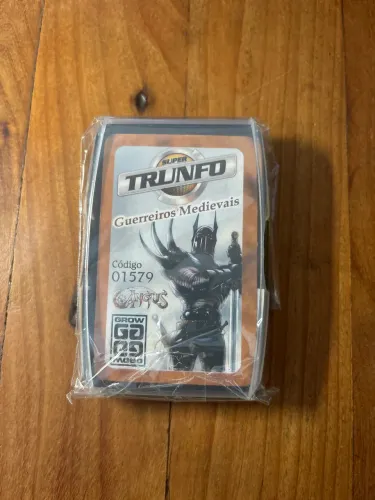 Super Trunfo Guerreiros Medievais - código 01579 - Grow