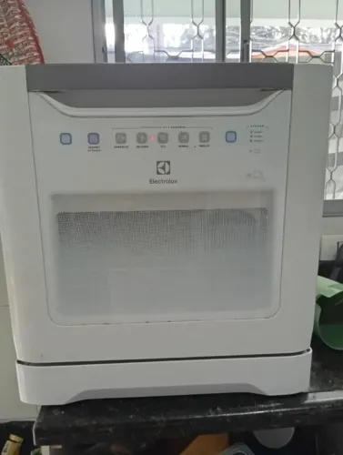 Lava-Louças Electrolux 8 Serviços LE08W + Brinde Secante Finish