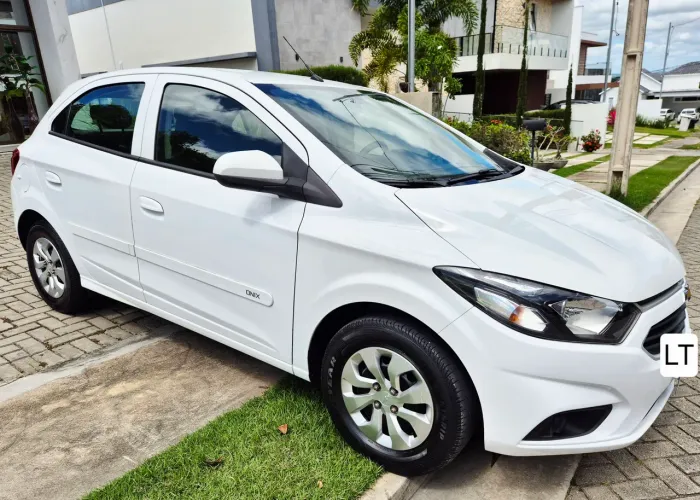 Chevrolet Onix Hatch LT 1.0 8V Flex Mec. 4P 2017
