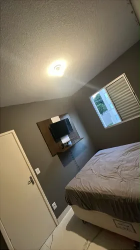 Apartamento dois dormitórios piscina caguacú