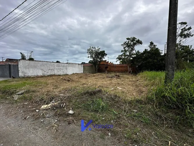 Terreno 200 metros da Rodovia Praia de Leste