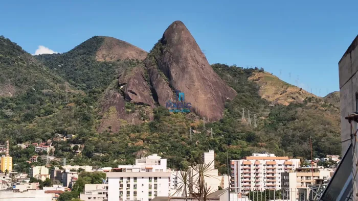 Cobertura à venda com 106 m²com valor reduzido, R$ 599.999,00 no Grajaú, Rio de Janeiro /