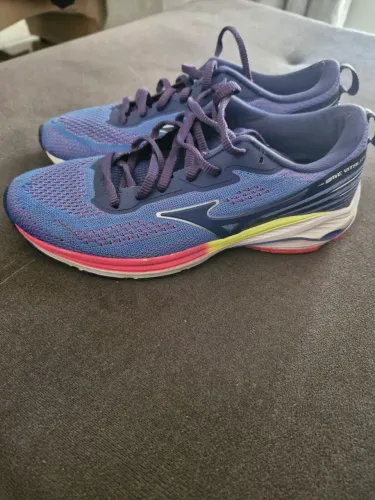 Tenis mizuno N° 37