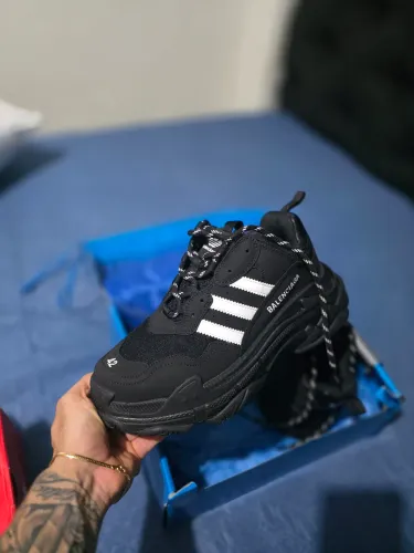 Adidas X Balenciaga Triple S Black/White