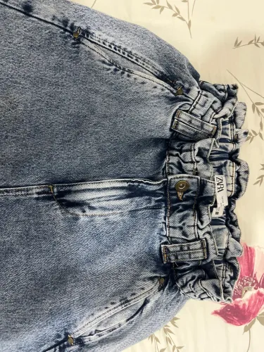 Calça jeans feminina Zara 