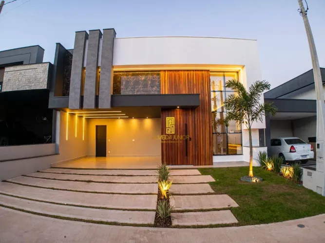 Casa com 3 dormitórios à venda, 199 m² por R$ 1.900.000 - Condomínio Residencial Evidência