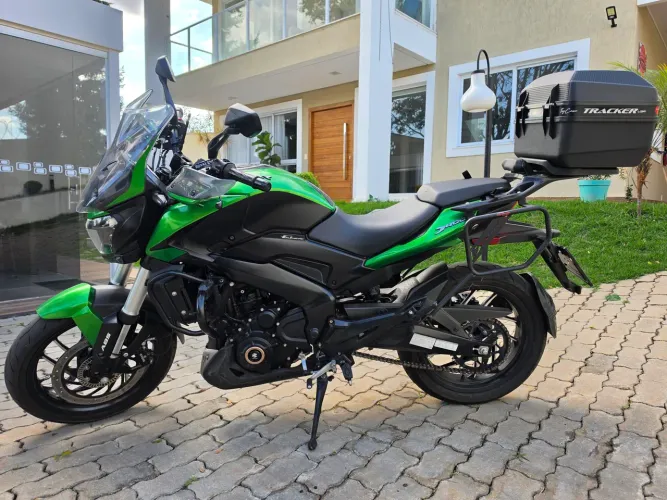 Dominar 400 2025