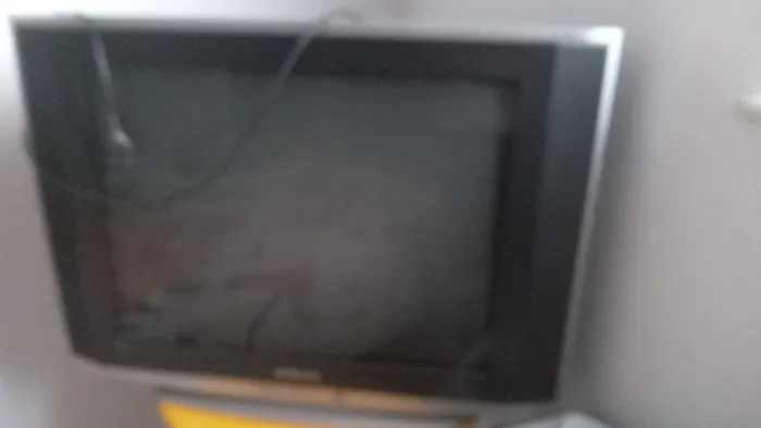 Vendo uma TV de tubo 130 reas