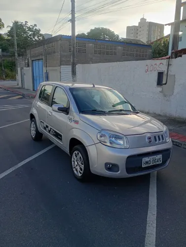 Fiat Uno Vivace/rua 1.0 EVO Fire Flex 8V 5P 2013