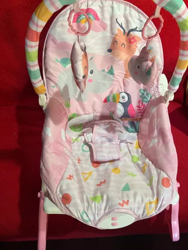 Cadeira de balanço infantil