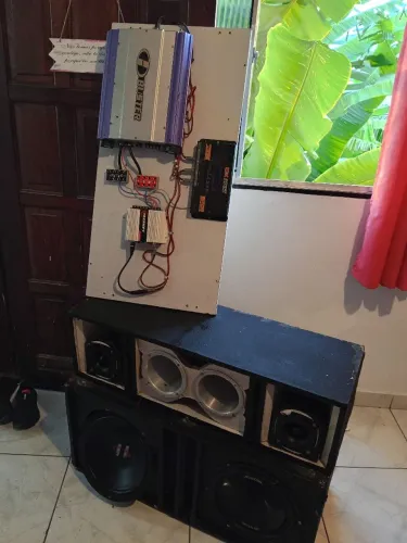 Som automotivo