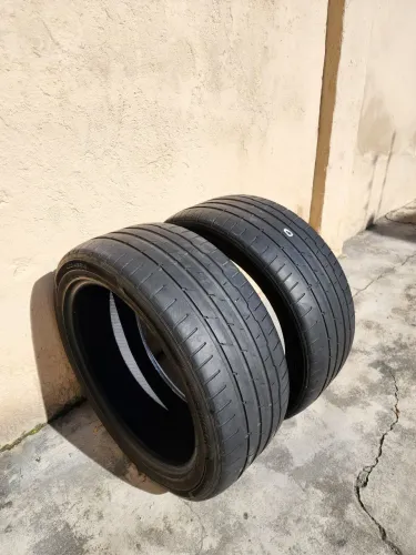 Pneu Hankook 225/45r18 (meia vida)