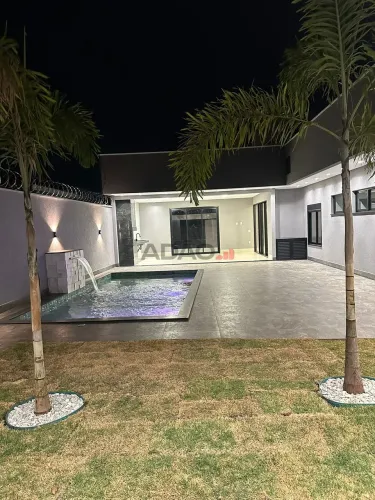 CASA ALTO PADRÃO SETOR BALNARIO MEIA PONTE