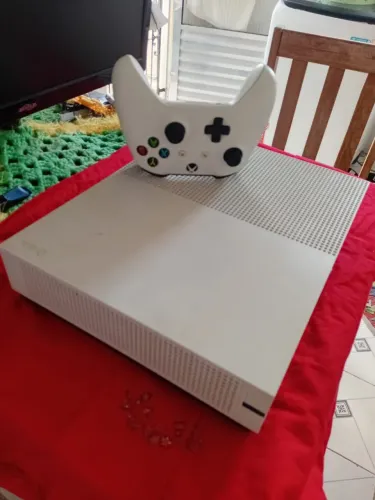 Xbox One S perfeito.