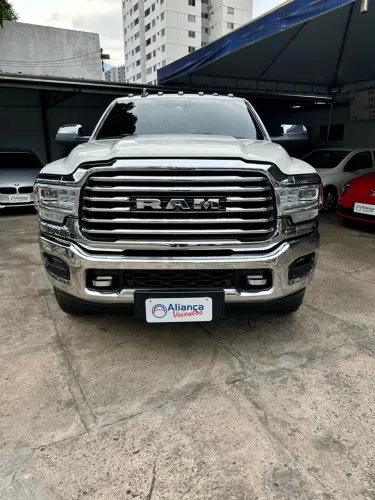 Ram 3500 Limited Longhorn 6.7 TB CD Diesel 2022