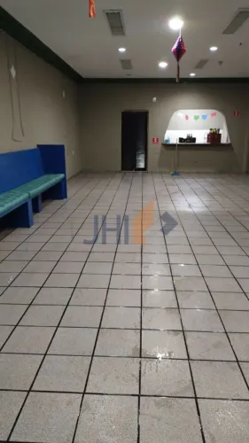 Loja em ótimo ponto na Brig. Luiz Antônio, com 316 m² para locação
