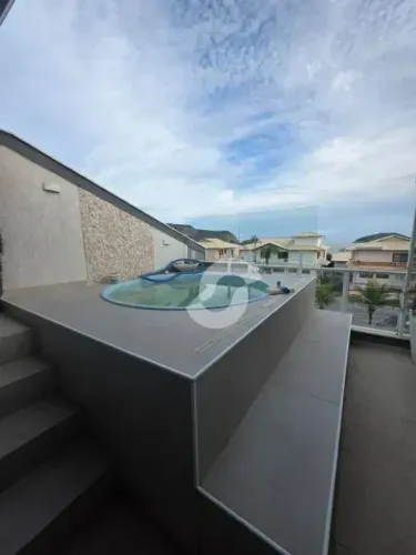 Casa com 4 dormitórios à venda, 205 m² por R$ 1.900.000,00 - Camboinhas - Niterói/RJ