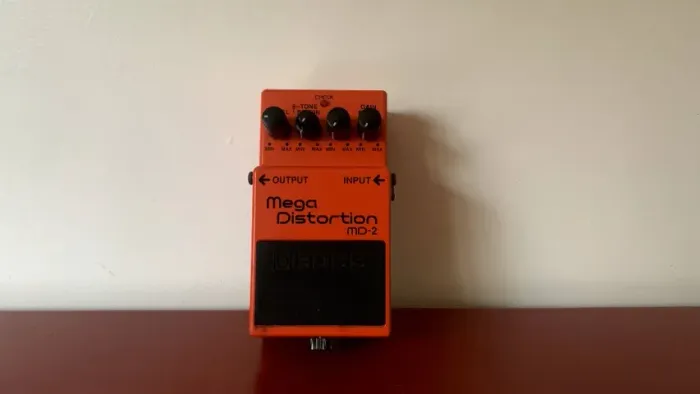 Pedal Boss Mega Distortion MD-2
