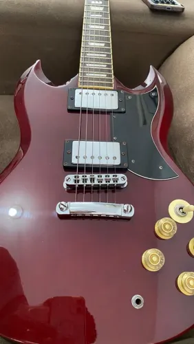 Guitarra modelo sg