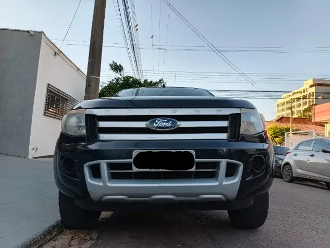 Ford Ranger XLS 2.5 16V 4X2 CD Flex 2015