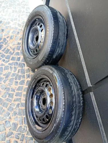 Vende-se 2 rodas aro 14 R$:150 reais 