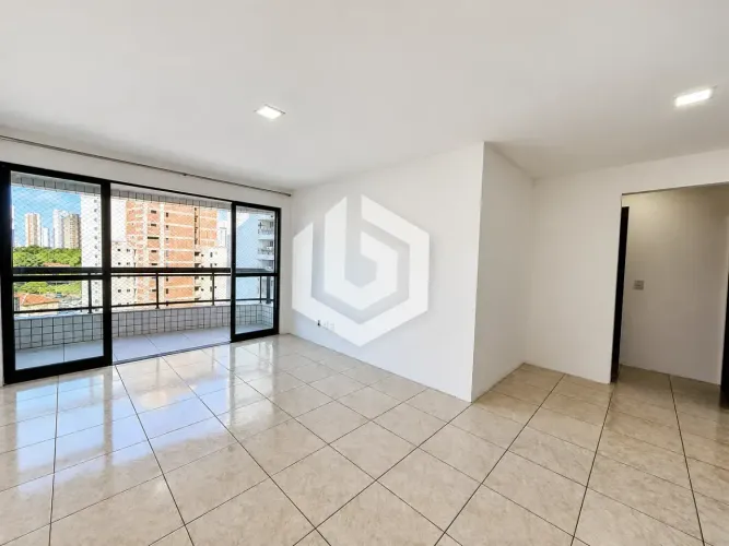 APARTAMENTO AMPLO PRÓXIMO À PRAÇA DA JAQUEIRA, 92m² | 03 quartos, 01 suíte, 02 Vga.Garagem