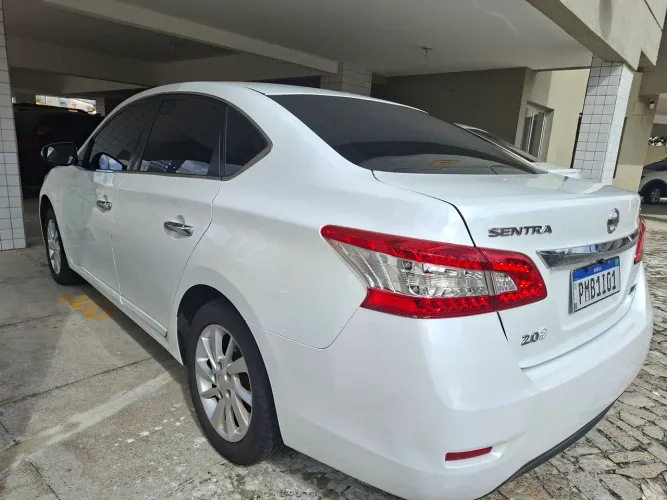 Nissan Sentra SV 2.0 Flexstart 16V Aut. 2015