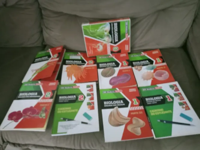 Biologia Amabis coleção completa em estado aceitável para vestibulares, ler descrição