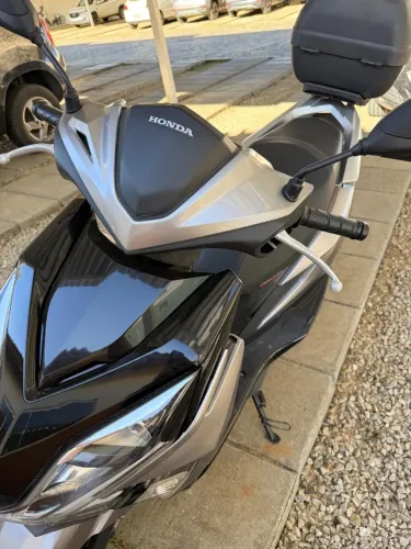 Moto Elite modelo 2023 oportunidade