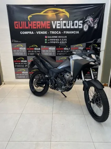 Honda Sahara 300 Standard