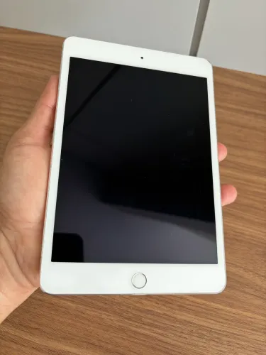 Tablet iPad mini 4